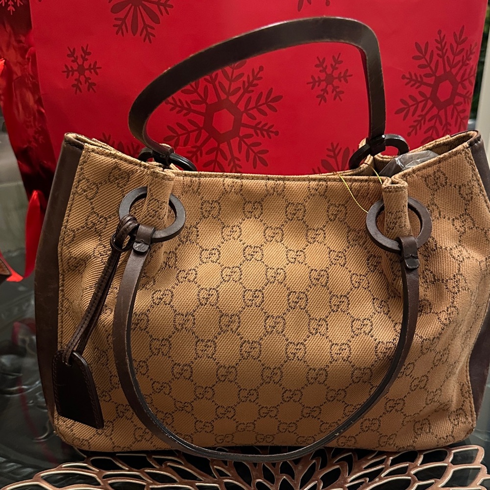 Gucci Signature Tan and Brown Messenger Bag